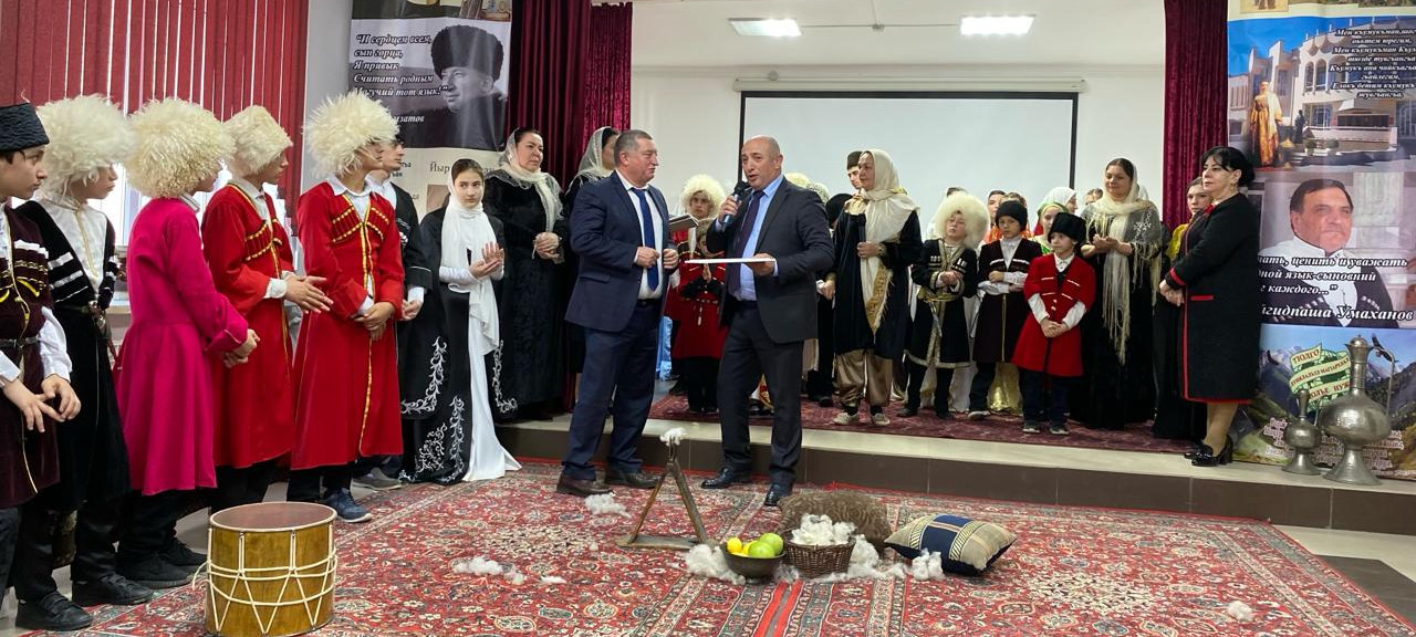 В школе Хасавюрта отметили Международный день родного языка